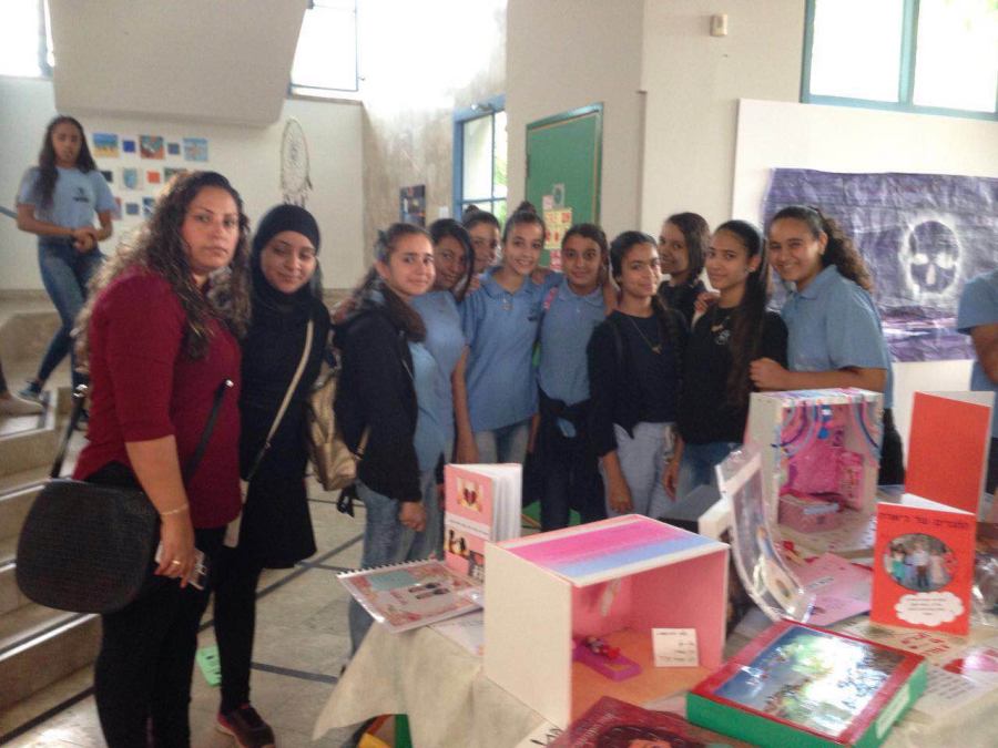 ‎مدرسة أجيال الثانويّة تحصد الامتياز بمشروع اللغة العبرية "نقرأ ساعات الظهيرة"